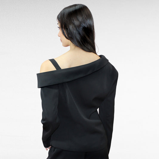 CHAQUETA HOMBROS DESCUBIERTOS