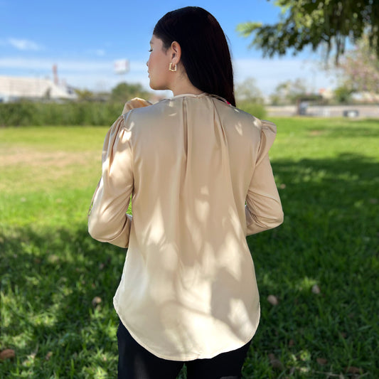 BLUSA DETALLE DE FLOR