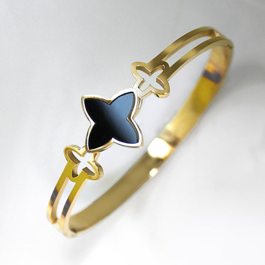 PULSERA TREBOL